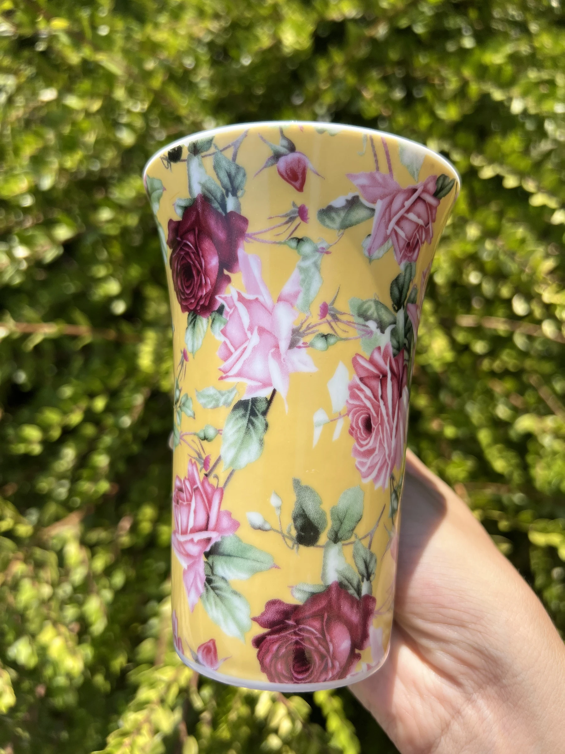 🌹 Lot of 6 large porcelain cups with burgundy rose patterns - Very good condition – photo 5